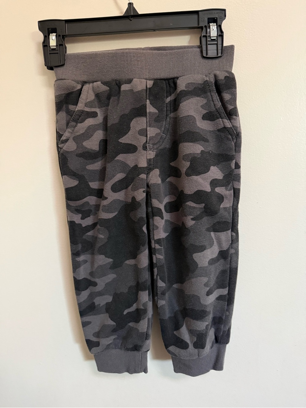 Toddler Camo Jogger Pants - Gray Camouflage 2T